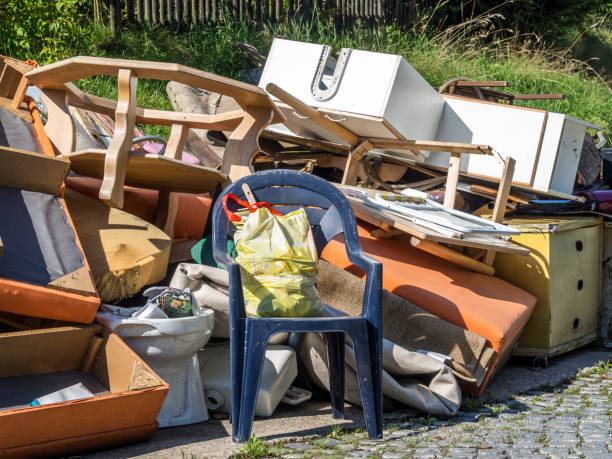 Commercial Cleanout Services in March Ar, CA