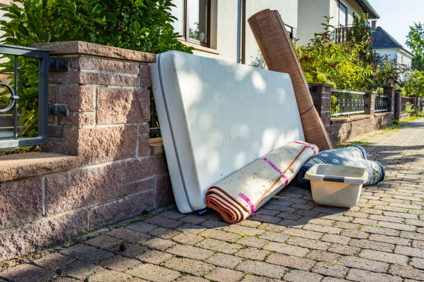 Best Commercial Cleanout Services  in March Ar, CA